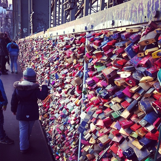 Hat jedes Schlo&szlig; einzeln angefasst: die Tochter