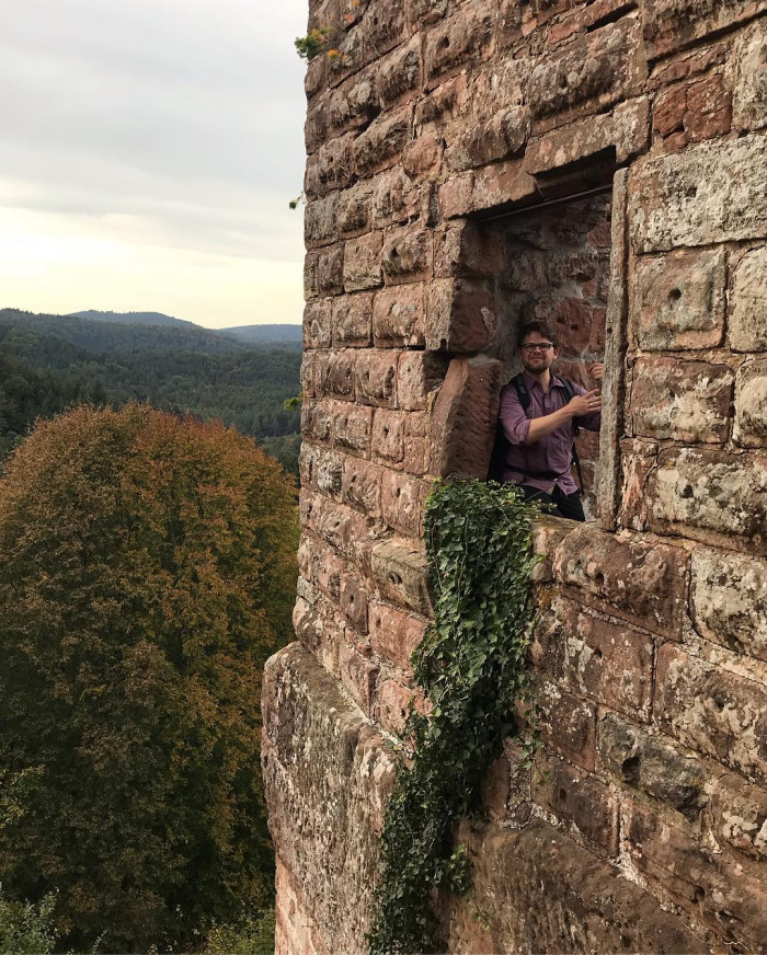 2 Tage lang im Pf&auml;lzer Wald rumgelaufen. &Uuml;berall im Wald stehen Felsen und alte Burgruinen. Abends i