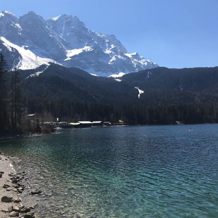 Im Rahmen der &bdquo;&ouml;fter mit dem Zug in die Berge fahren 2019&ldquo;-Aktion geht es zuerst mal nach Garmisch.