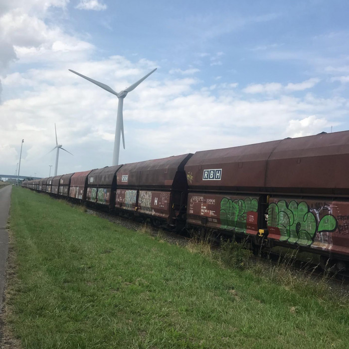 Tag 2: Es geht von Gl&uuml;ckstadt nach Brunsb&uuml;ttel.  Gleich von Gl&uuml;ckstadt aus hat man schon perfekten F