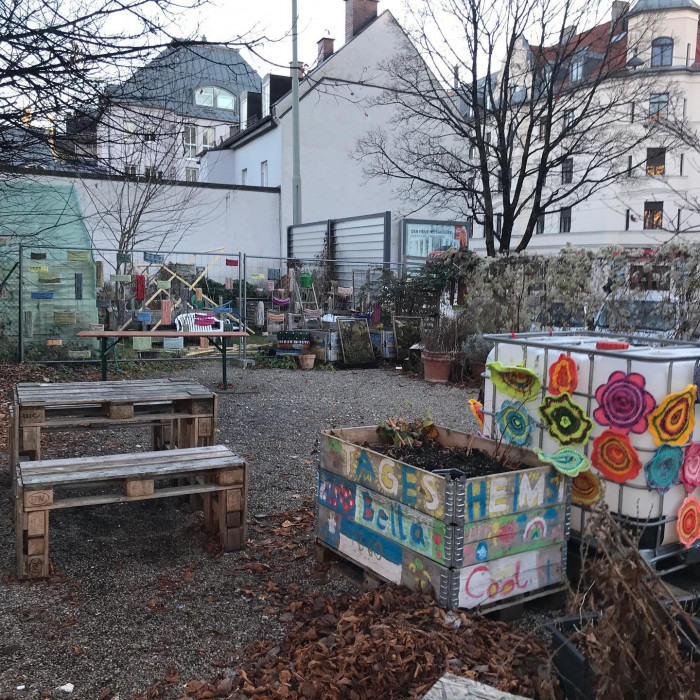 Am Giesinger Gr&uuml;nspitz lauf ich regelm&auml;&szlig;ig vorbei. Fr&uuml;her war hier ein Gebrauchtwagenh&auml;ndler. Jetzig