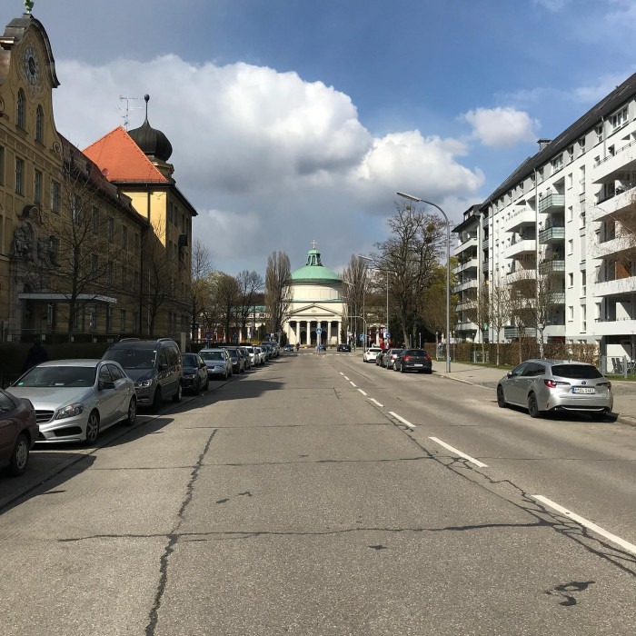 heute durch Ramersdorf/Giesing. Spielen verboten. Aber der neue alte B&uuml;rgermeis