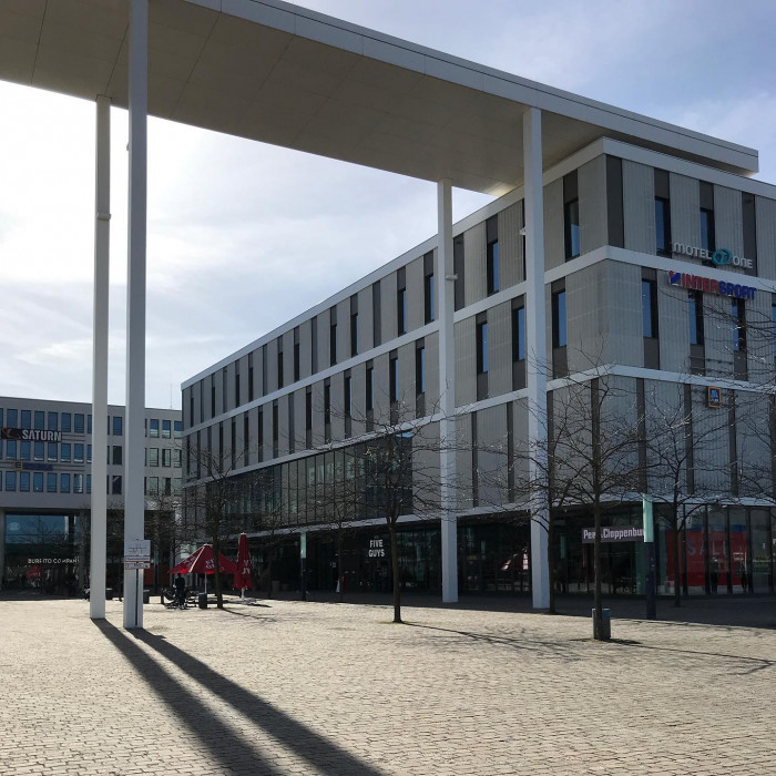 Ein paar, mir bisher unbekannte, &Uuml;berreste des alten Flughafens entdeckt, Tauch&uuml;bung am halbzugefror