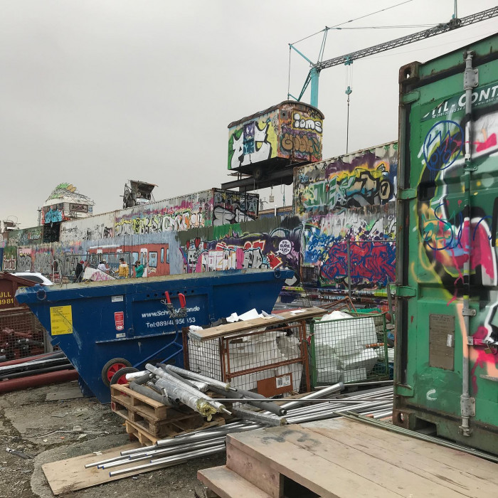 Sendling-Runde. Los gehts an der Bruderm&uuml;hlstrasse. Direkt an der Ecke ist das neuen Interimsquartie