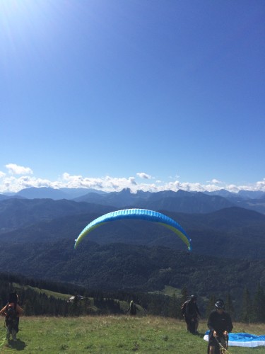 Ziemlich langes Wort: Gleitschirmfliegerstartplatz